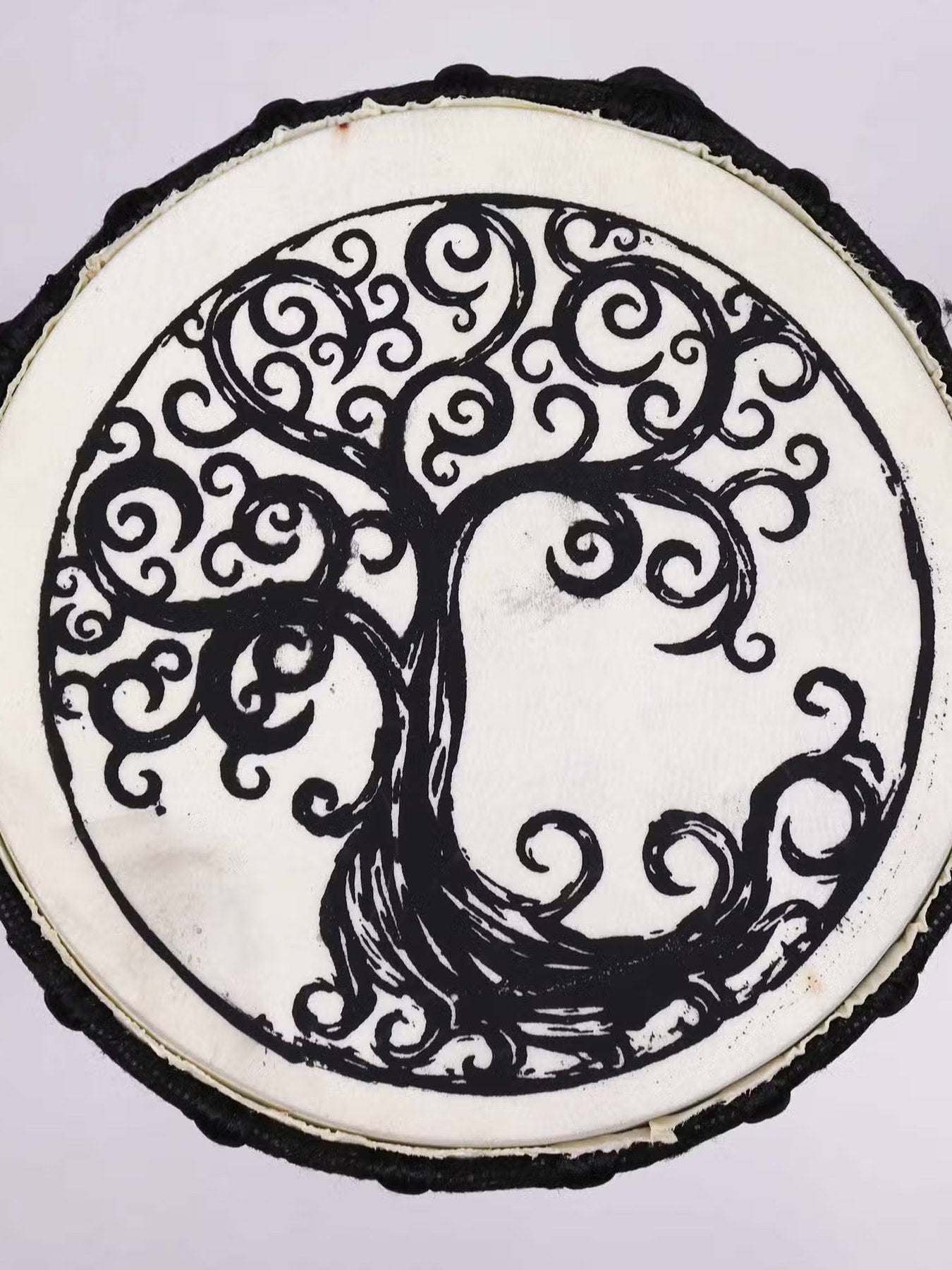 Ručně vyráběný buben Djembe – 40 cm